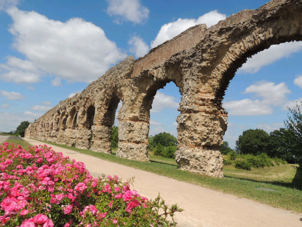Aqueduc du Gier © OT Vallee du Garon C. Cordat